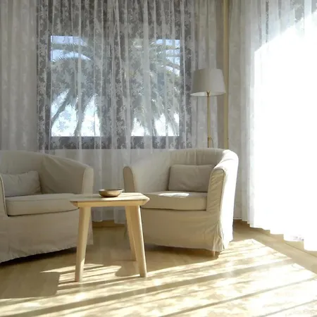 Chalet Magnolia Mas Palol, Casa Con Piscina Y Barbacoa A 5min De La Playa Viladamat