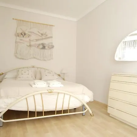 Horská chata Magnolia Mas Palol, Casa Con Piscina Y Barbacoa A 5min De La Playa Viladamat